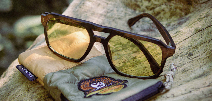 Distressed Dark Walnut*Yellow Polarized | Auburn Wood Smokey Bear Sunglasses